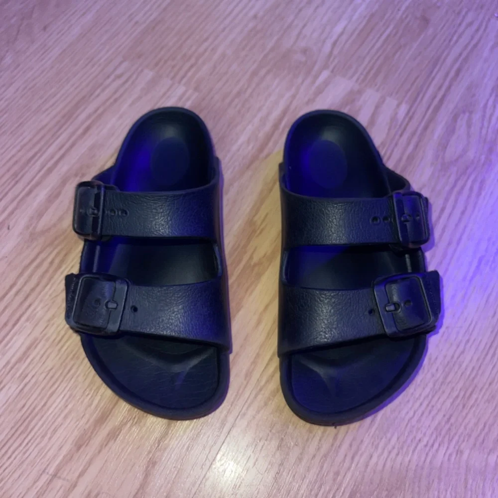 Kids Birkenstock Unisex Black Arizona Slip On Sandals Size 26 (8-8.5)